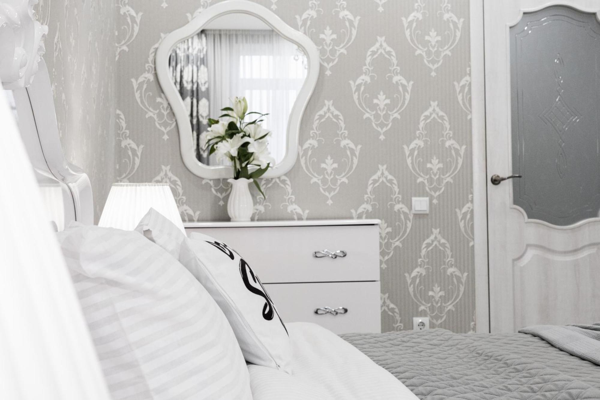 стильная в центре одессы с балконом Apartment Odesa